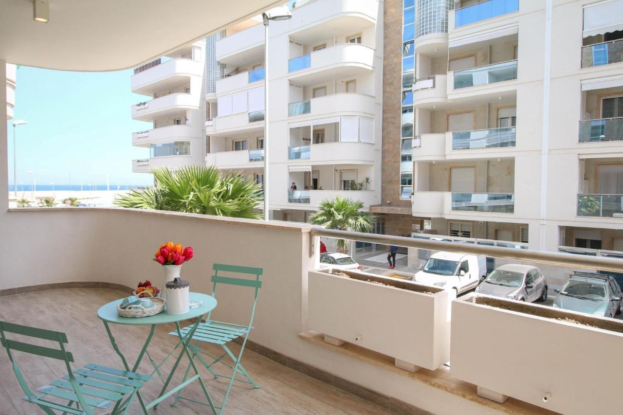 Whitehouse- Monopoli Apartment Exterior photo